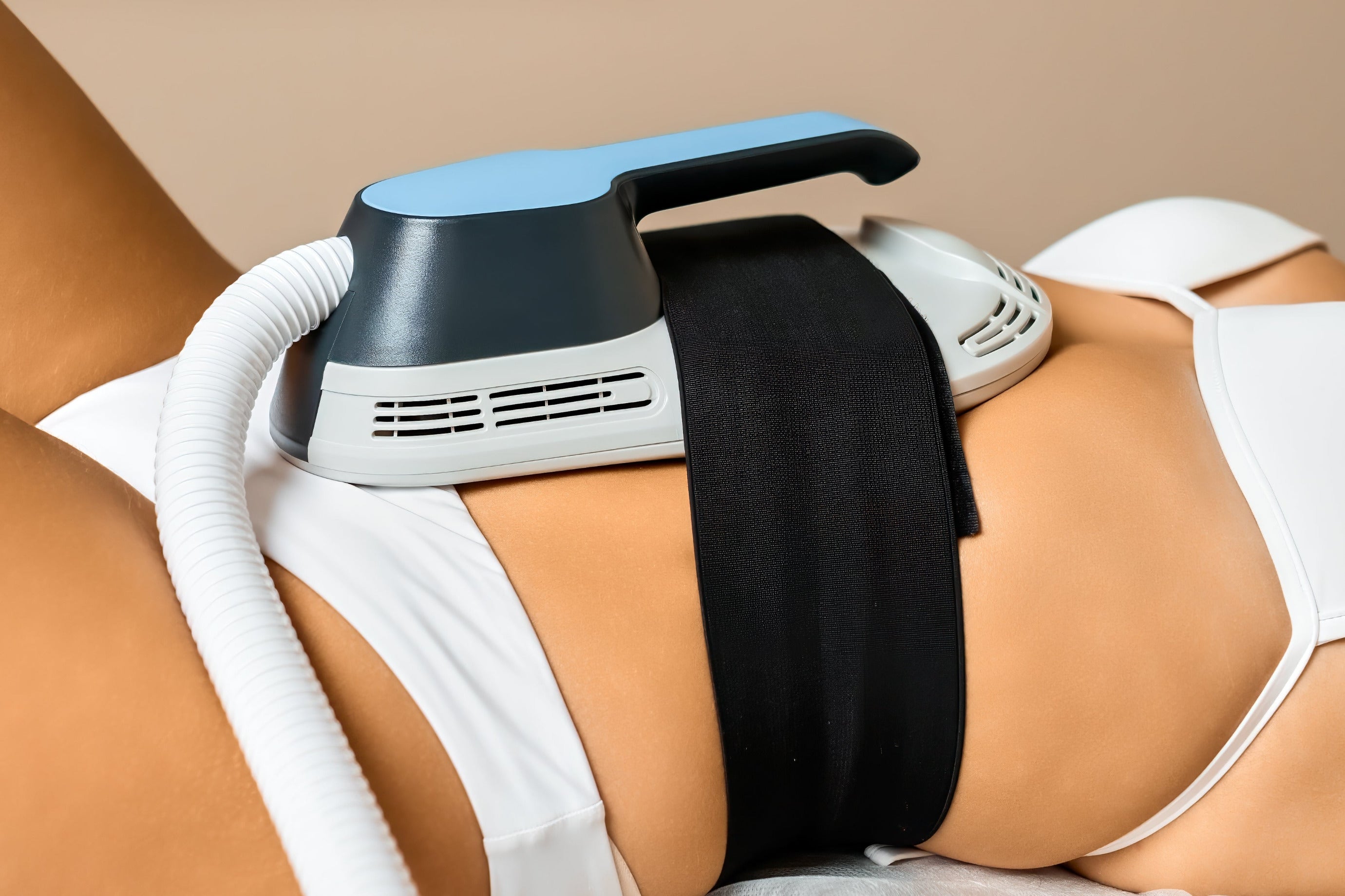 Person receiving  Body sculpting abdominal